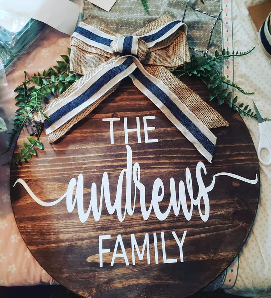 "Family" Pine Round